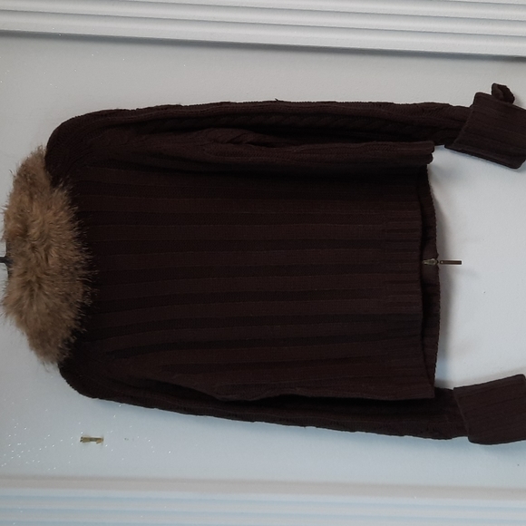 Brown BCBG Fur Collar Sweater - Picture 2 of 5